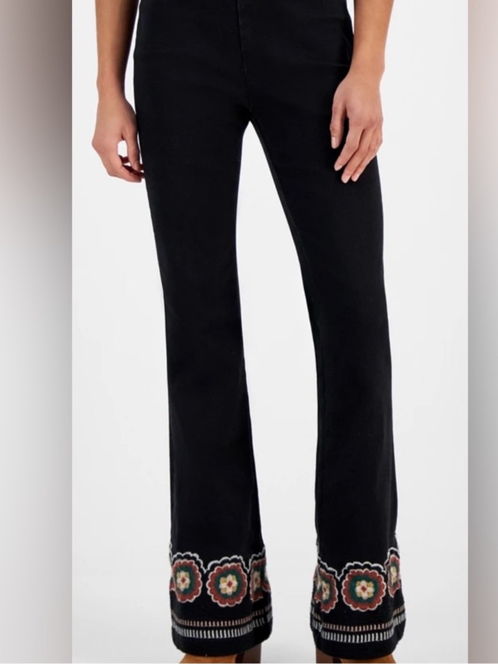 Driftwood Wyatt Pull On Black Denim Pants with Embroidery Hem women’s size XL